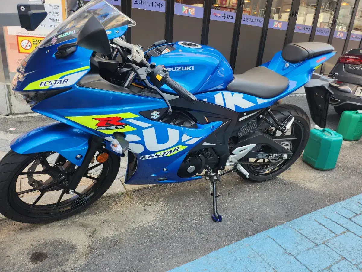 신차급 gsxr125 23년식 팝니다